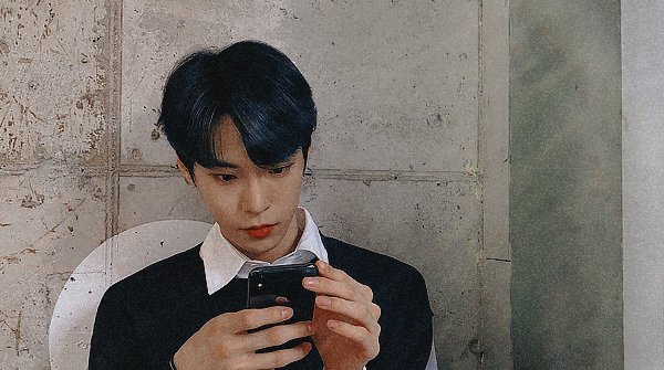 piasuhtri's tweet photo. 💒 ˗ˏˋ johndo au

A destination wedding. A best man who just broke up with the love of his life, and a wedding planner who's in love with one of the grooms. All in three months. 

What could possibly go wrong? https://t.co/PRO0TgyivK