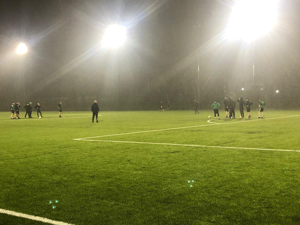 Good to get back to it tonight and on the new 3G at ⁦<a href="/NeathSports/">Neath Sports Centre</a>⁩. Great to finally see such good facilities in the area.