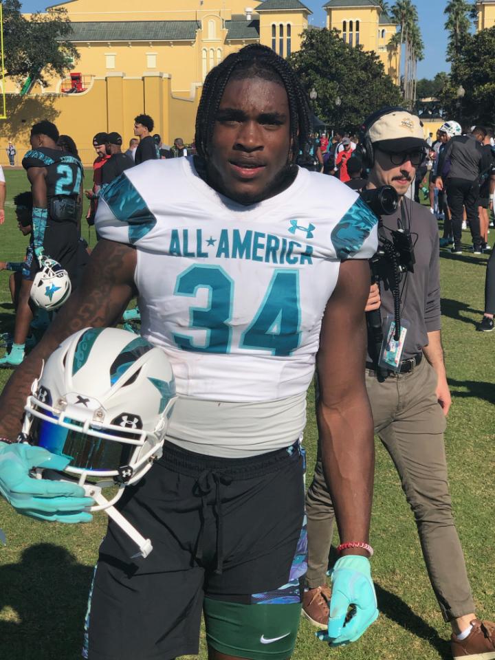 allen_vwmax's tweet photo. Few more pics from Orlando and Under Armour All America game with @Tank5_21 @Shaquuannabigs1. Don't forget game time at 6pm on ESPN2.
#34gotank
#cway
#becallaway
Big THANKS to Todd Parrish and KIA of LaGrange for the hook-up with the vehicle! https://t.co/aKBY3VgpCB