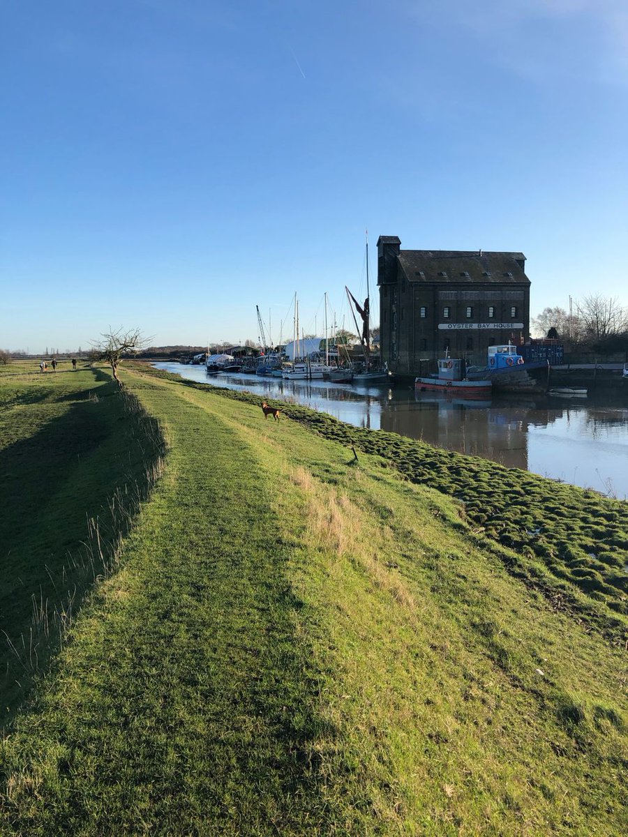 The weather is looking lovely for Faversham this weekend.  The perfect opportunity to burn off some of those Christmas calories and explore the local countryside.  Check out the walks on our website buff.ly/355aPX6
#visitkent #walkkent #faversham