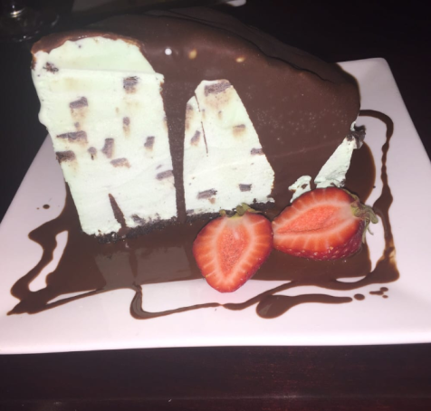 friartucksnc's tweet photo. So pretty you almost don't want to eat it. Almost. 📸Credit: Samantha A https://t.co/Ox1XRpeBPm