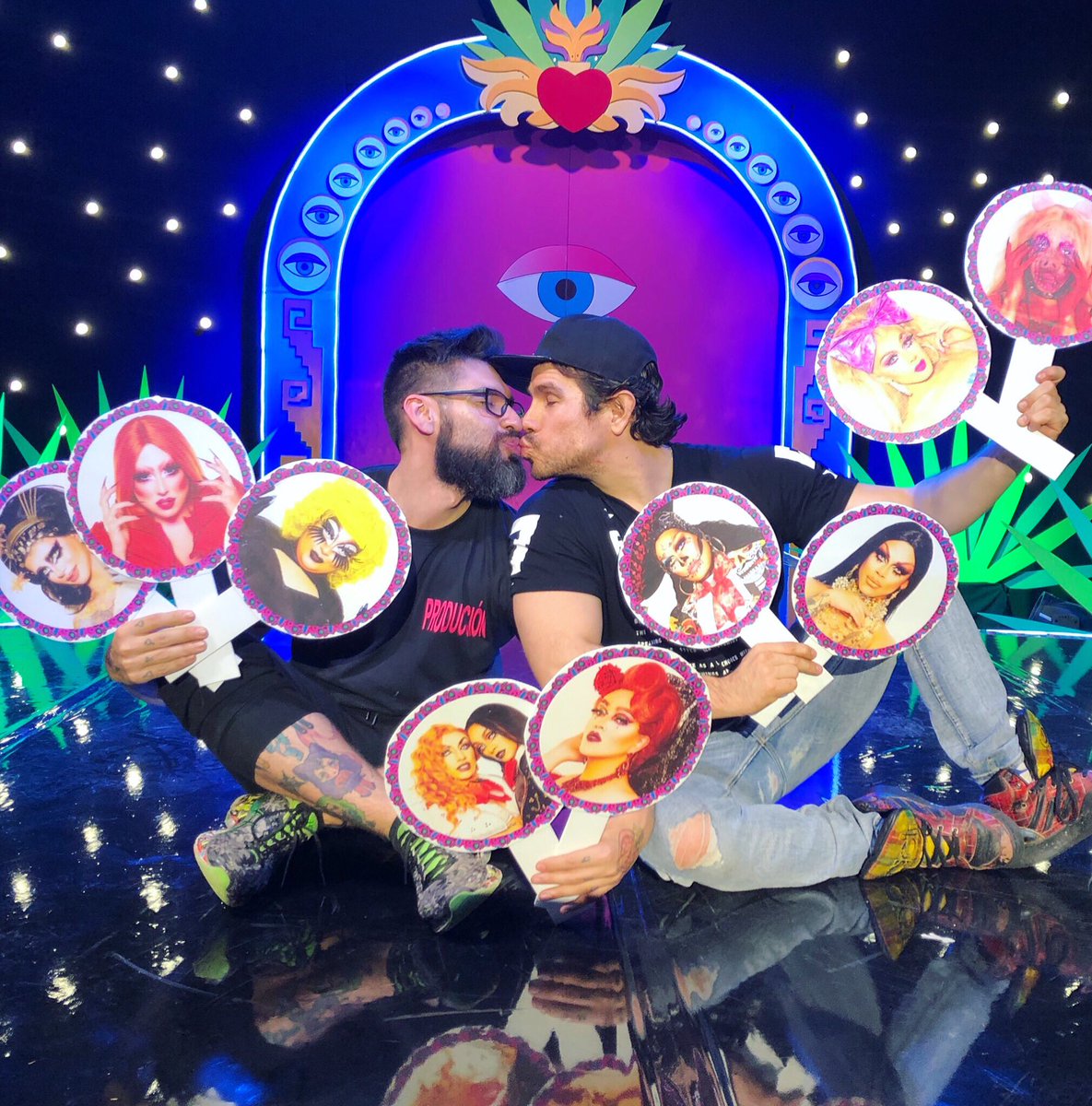 Por un 2020 lleno de <a href="/Lamasdraga/">La Más Draga</a> 👁🔥

Hermanas no olviden seguirnos en Instagram 👇🏼👇🏼👇🏼
instagram.com/lamasdragafans…