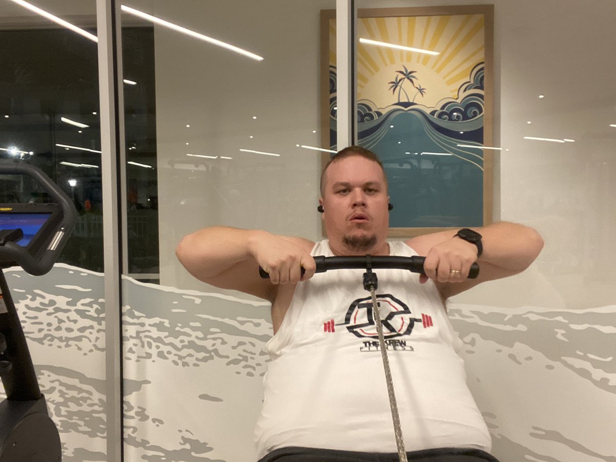 DJKDuBOmaha's tweet photo. After a great day w/ family between amusement park & Ben & Jerry’s visit why not finish strong! BETTER ME even on VACA 2020! #JAN02 #WEareMAKINGmemories #WEdidTHAT #GOTjuice #OMAHAtopFAN #FAMILYlife #FITfam #EXERCISE #1dayATaTIME #BLOGGER #THURSDAYtrip #gymTIME #inspireDAILY https://t.co/bbfSZQ65iC