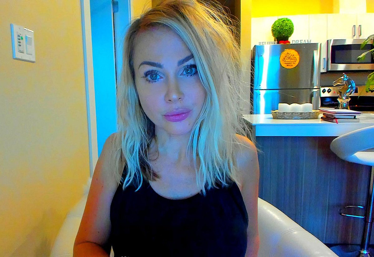 simp4pretty's tweet photo. Manipulating your mind is so easy. Gooning to me will be your favourite weakness. Maybe you should look away......you wouldn't want to get hooked. I'll completely mind fuck you.
#mindfuck #manipulation #findom #allmenpay #femdom #niteflirt #skyprivate #cammodelsdirectory #webcam https://t.co/ZuqWZxZeqM