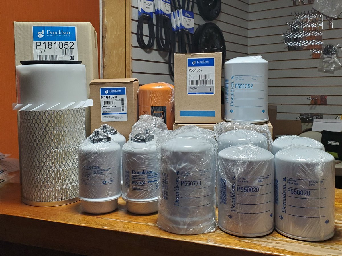RKSpartssupply's tweet photo. First order of Donaldson filters have arrived. We are a warehouse distributor for them, which means better pricing for you. Let us know what you need and I'll be happy to quote. #oilfilters #2020service #springwillbeherebeforeyouknowit #donaldsonfilters #RKSpartssupply https://t.co/176O311YhY