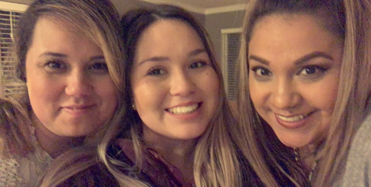 Nancy_Razon's tweet photo. Because of your smile, you make life more beautiful ❤️ ❤️ ❤️ #Smile #Family #Happiness #FancyNancy #NancyRazon https://t.co/FmVdSeAhne