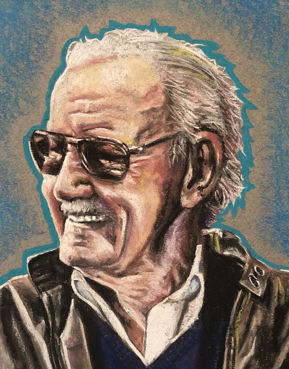 _chalkoholic's tweet photo. #stanleeportrait in chalk #followMeGaryvee #artist #chalkartist #marvel #hustle https://t.co/7X8bIa8p7R