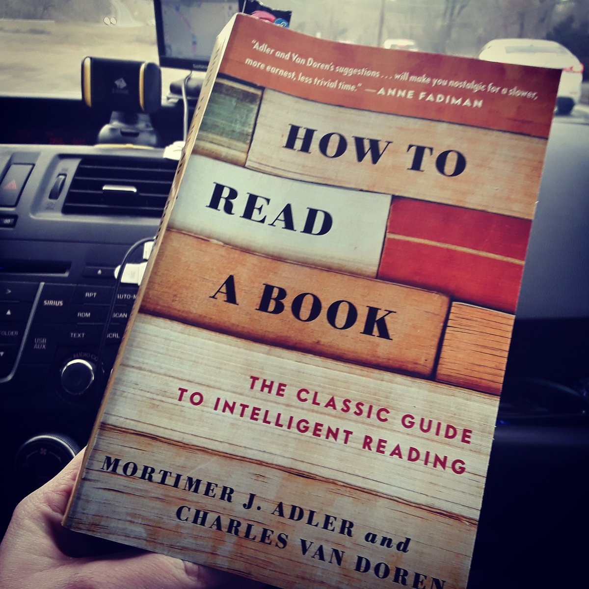 katedohl's tweet photo. My coworker recently started his PhD, & when he said the 1st book was #HowToReadABook, I laughed.
"Shouldn't y'all know how to do that by this point?"
Now I'm thankful @josephmayes recommended it (but glad I get to read for fun...w/no report!)
#WinterBreakReading https://t.co/JE1o0ZAike