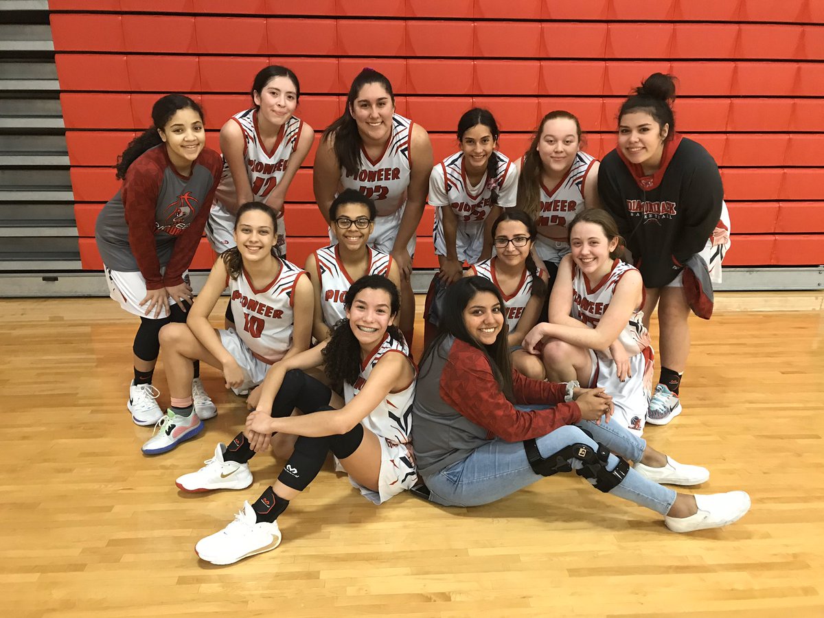 DBack_GHoops's tweet photo. WTG Lady Diamondback JV 🏀 for a 36-26 win over Sharyland HS. 3-0 District #RiseTogether #PlayingForWe #DistrictGoals @SharylandAth @SISDnews https://t.co/4dn6YJ0ckX