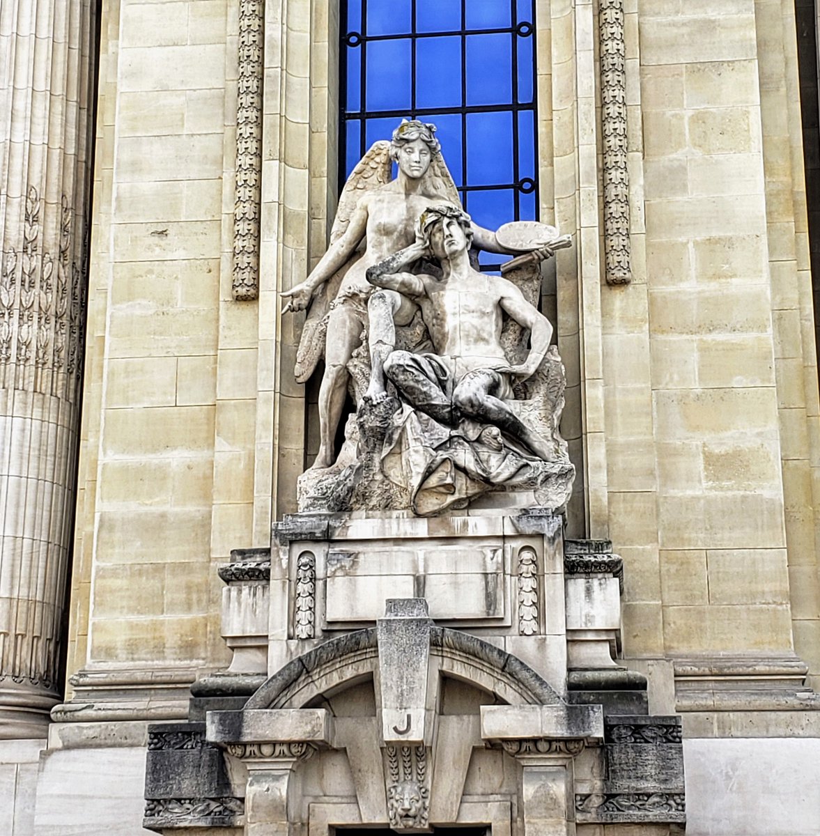 MichelleMoggio's tweet photo. Put Some Snap Crackle & Pop into your #Paris Holiday https://t.co/hF0B3dGA2W #TheParisEffect #ExpandYourHorizons #StretchYourImagination #bucketlist #travel https://t.co/mxNkGSqtq3