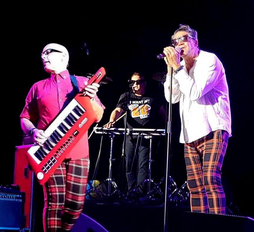 Farrington + Mann (@realwiruk) on Twitter photo summer can’t get here soon enough
#Lost80sLive2020
there’s nothing like the voices you love and remember #thepromise <a href="/Lost80sLive/">Lost 80's Live</a> summer can’t get here soon enough
#Lost80sLive2020
there’s nothing like the voices you love and remember #thepromise <a href="/Lost80sLive/">Lost 80's Live</a>