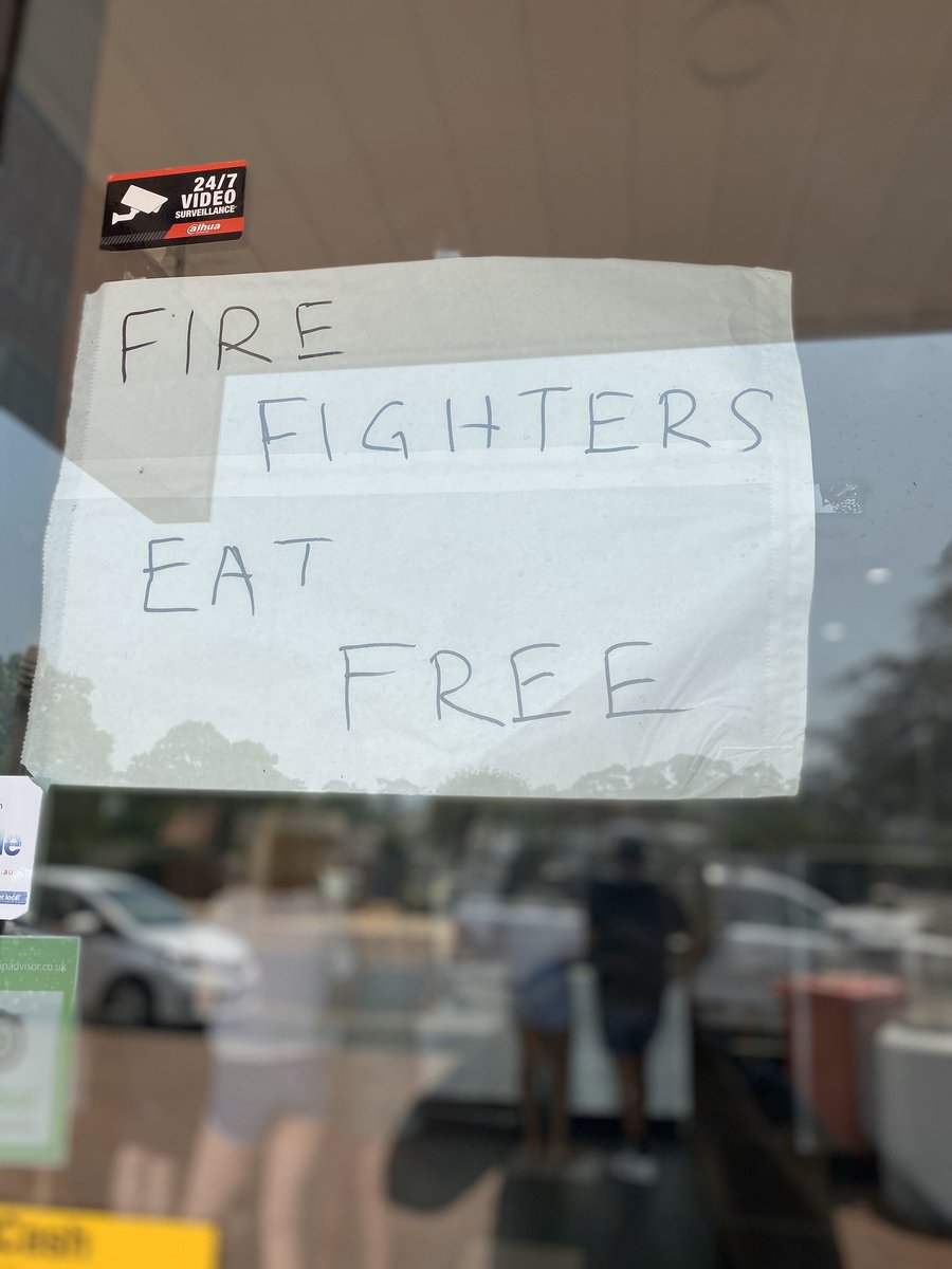 annajhenderson's tweet photo. Local Turkish pide house in Canberra’s Yarralumla has had a sign like this up since before Christmas 🙌 #australianfires @abcnews https://t.co/nZqoJbMwl5