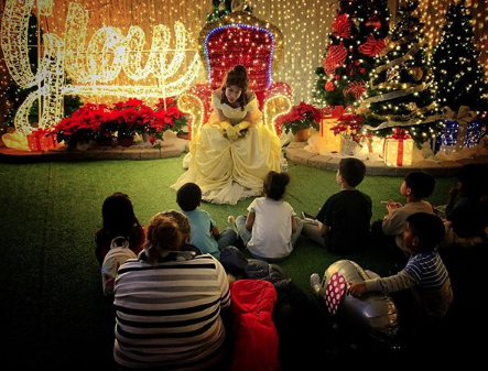 glow_vancouver's tweet photo. And they all glowed happily ever after ...

Meet our Glow Princesses among the twinkle of a million lights!

There are just 2 days left for #GlowVancouver, but there's still time to create holiday memories that will last forever. 

 🔗 https://t.co/cfY9dpPSSx

📸 laxraf on IG https://t.co/F5tpN18ZI4
