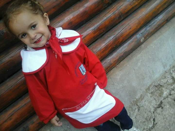 candeIaherrera's tweet photo. Alma, 5 años. El 1 de enero fue degollada, descuartizada y ya cortada, metida en una bolsa de consorcio.

5 años tenía, toda una vida por delante.
5 años tenía, cuanto le faltaba por crecer.
5 años tenía, cuantas cosas le faltaron por aprender.

5 años tenía.

JUSTICIA POR ALMA. https://t.co/r9UZlVERCE