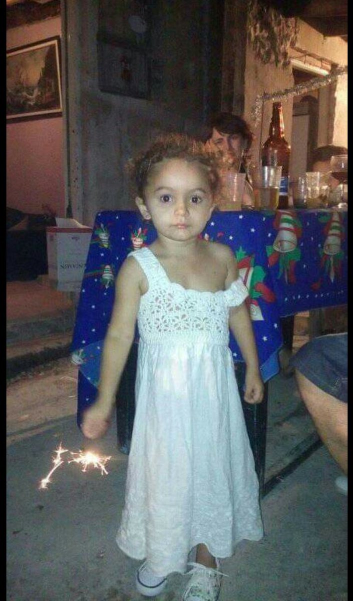 candeIaherrera's tweet photo. Alma, 5 años. El 1 de enero fue degollada, descuartizada y ya cortada, metida en una bolsa de consorcio.

5 años tenía, toda una vida por delante.
5 años tenía, cuanto le faltaba por crecer.
5 años tenía, cuantas cosas le faltaron por aprender.

5 años tenía.

JUSTICIA POR ALMA. https://t.co/r9UZlVERCE