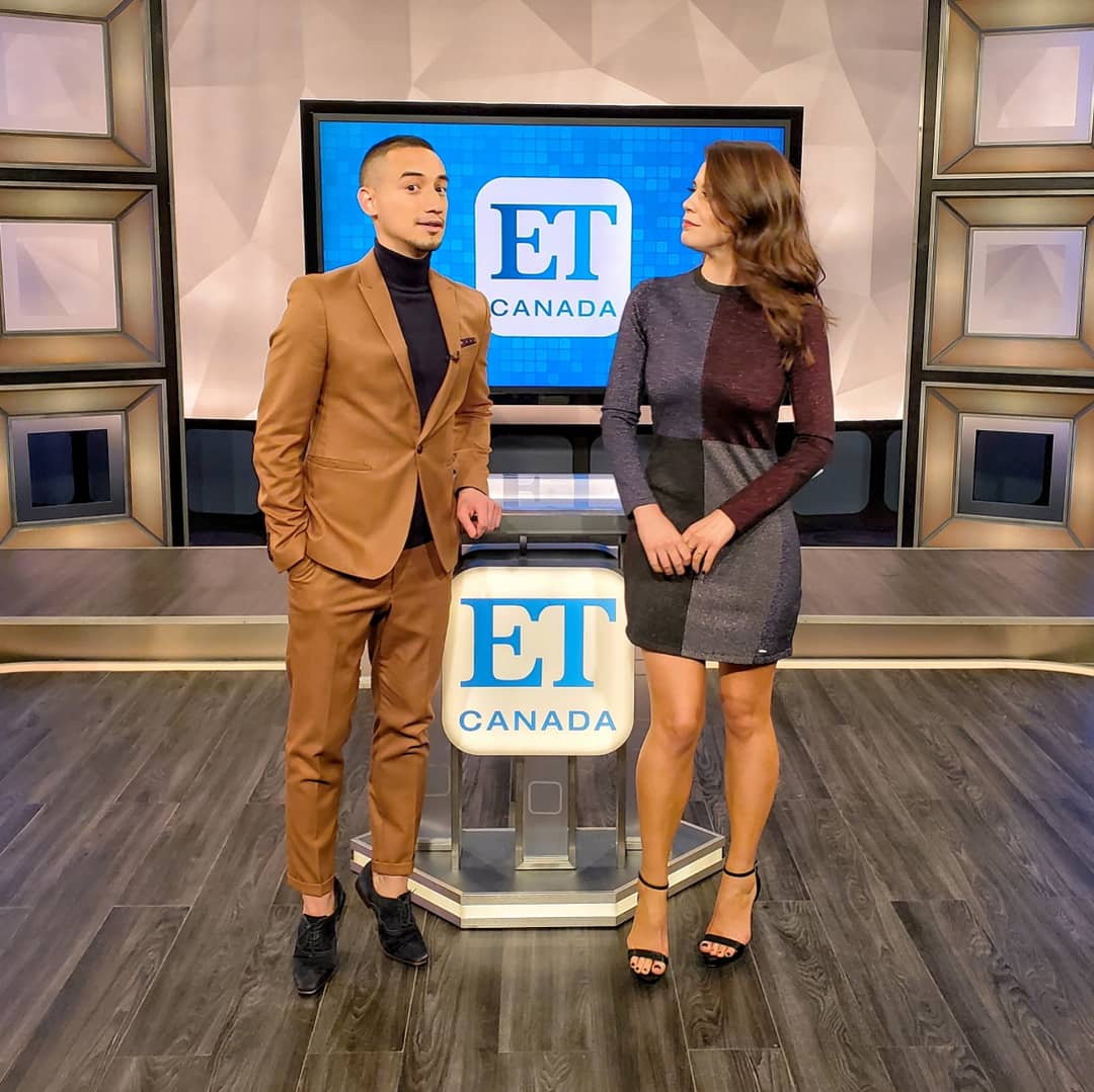 thisiscarlosb's tweet image. When it's your first show back at @etcanada after holidays and you gotta look tall next to @morganhoffman in her heels 🤣🤣 #tvmagic #hostlife #verticallychallenged