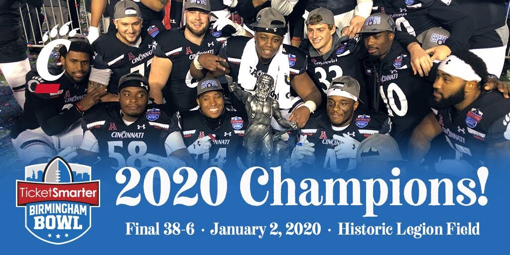JLabBhamBowl's tweet image. Join us in congratulating @GoBearcatsFB, your 2020 @TicketSmarter Birmingham Bowl champions! #AsBirminghamAsItGets #Bearcats