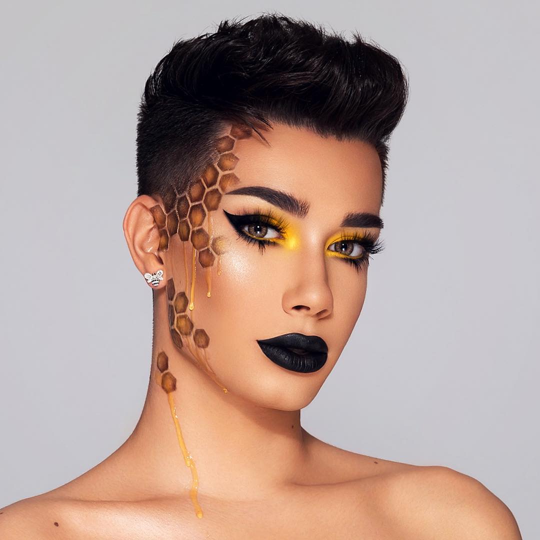 role_bee's tweet image. We stan @jamescharles &amp;amp; this iconic honey inspired look!

As we travel the world saving bees, we plan to share the experience on social media with some of your favorite influencers.

Visit beerole.com/2billionbeespr… and help save the planet! 

#JamesCharles #Honey #Bees
