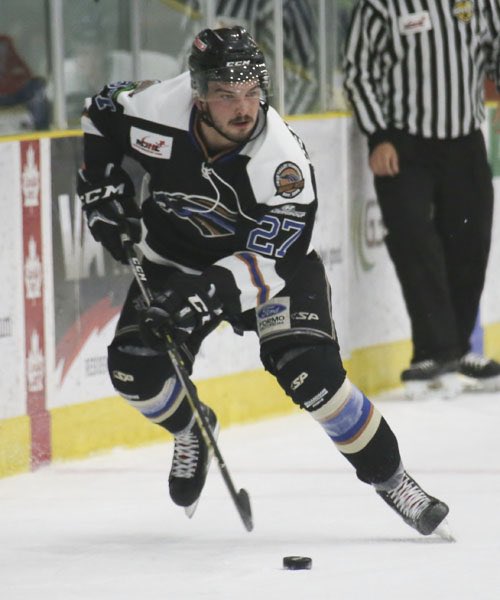 RDPKingsHockey's tweet photo. @rdckingshockey is proud to announce that forward Tucker Scantlebury (Foxwarren, MB) will be joining the RDC Kings from the Lakehead University (Thunder Bay). The 6’0” winger played Junior A in the @mjhlhockey, @theSJHL, and @TheAJHL. Welcome to Red Deer! https://t.co/f17nUolFmB