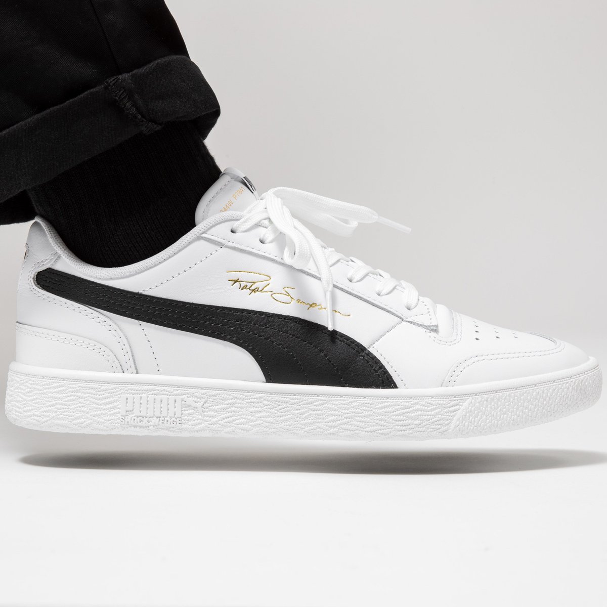 titoloshop's tweet image. #NEWarrival 💫 Puma Ralph Sampson &quot;White/Black&quot; 
Click here ➡️ bit.ly/2Mt5vX9
UK 7 (40.5) - UK 11 (46)
style code 🔎 370846-11
#puma #pumaralphsampson #ralphsampson #basketball