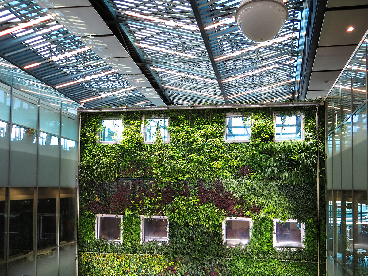 Should you get your #commercialproperty #greenbuilding certified? Here's what to consider: engelvoelkers.com/d/6vyR/