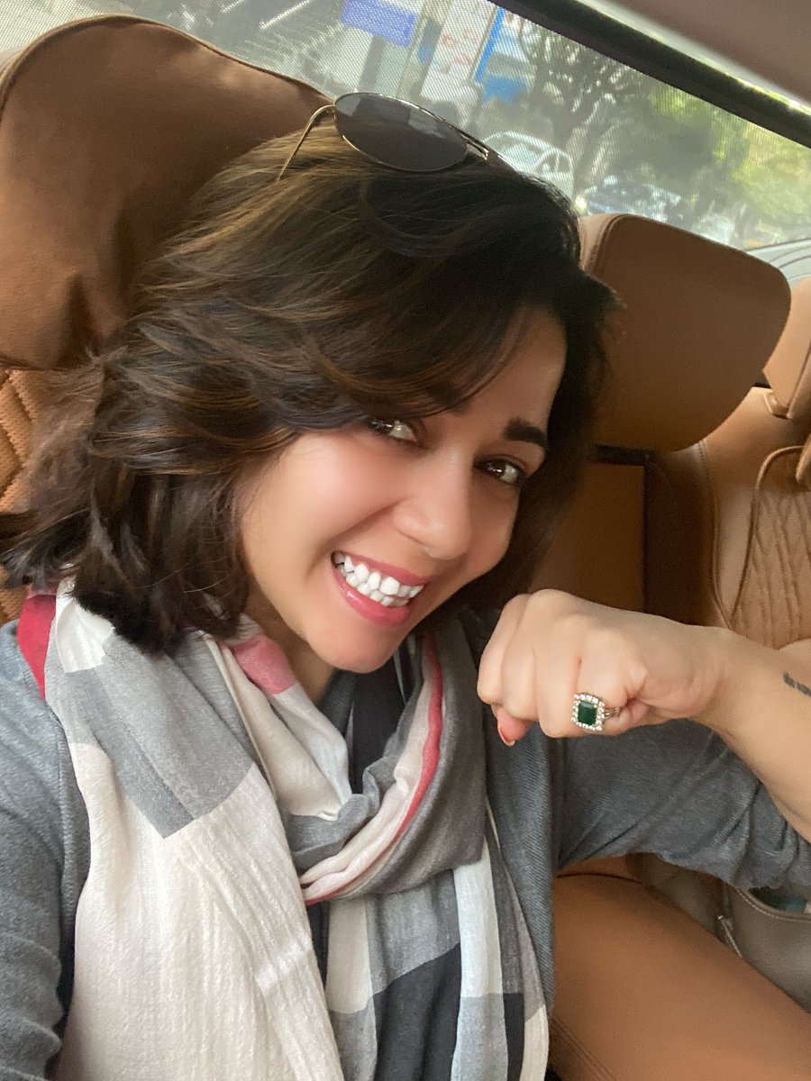 Charmmeofficial's tweet image. #2020 looks very exciting 🥳
#motivated #lookingforward