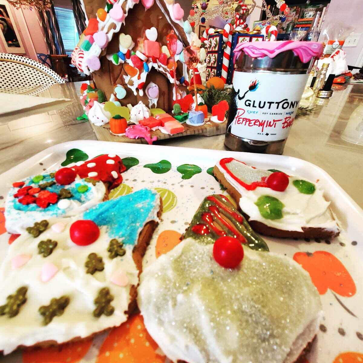 GluttonyCandles's tweet photo. The #holidays were a #whirlwind! As we #recoup and #recharge we want you to know how much you made our #year... #2020ishere. A new #decade as well as a #newyear. We #welcome you to it all. We #thankyou for being part of our #pastdecade...our past 2 years!! https://t.co/J2aimDeNUV