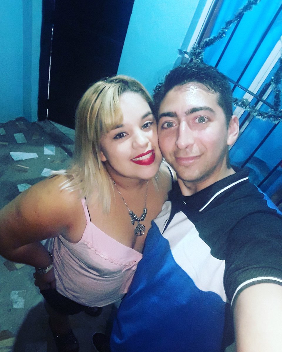 micka93_25's tweet photo. Un año increible!
Pasó de todo! 
Internación de marti, mi operación tu internación
Tuvimos malos momentos pero asi felices y hermosos como comprar nuestra propia casa para empezar juntos este nuevo camino! Varios viajes! Y los que faltan este año!
TE AMO ❤
Feliz 2020 ❤❤ https://t.co/JqipdbhpJN