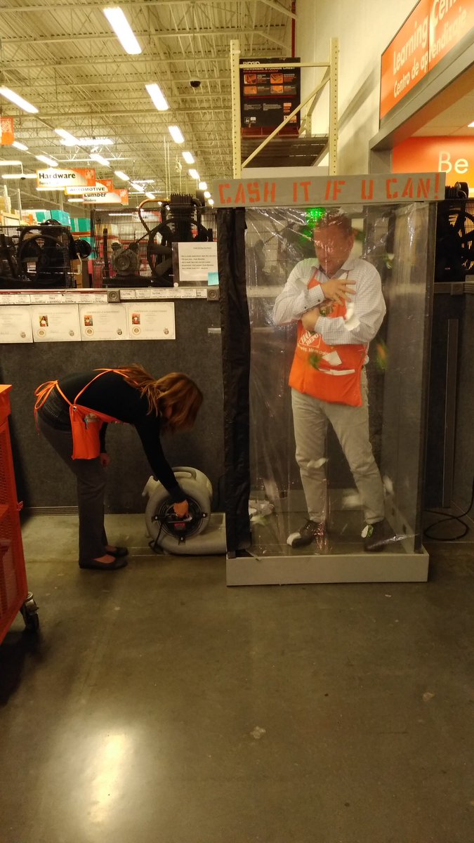mistymistymock's tweet photo. Had a great walk today, with a bit of fun😁@HomeDepot3322 love being part of the Orange family @thdsaltarelli @KevinBr75977227 @TonjaBarnicle @ASM_Melissa3322 @carlson_ii https://t.co/HrAYhmqSQ1