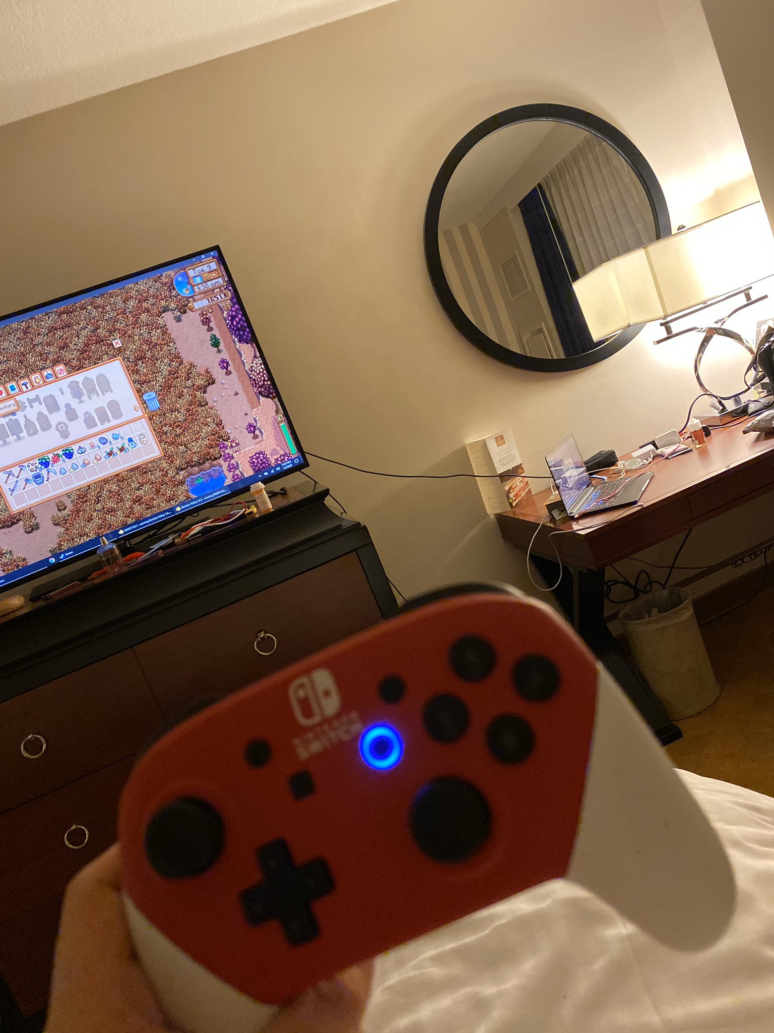 Austin John Plays I Love My Switch But I Really Love Pc Gaming I M Using My Pro Controller Wirelessly With My Razer Blade To Play Modded Stardew Valley On