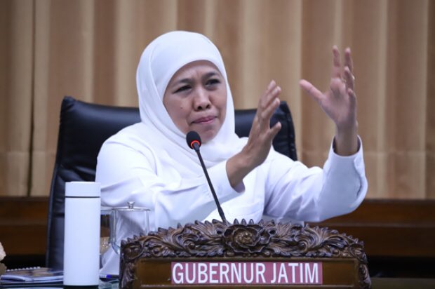 JatimPemprov's tweet photo. Masuki Tahun 2020, Gubernur Ucapkan Terima Kasih pada Masyarakat Jatim
https://t.co/eHfcFmzZN1 https://t.co/nu7jd2v5tH