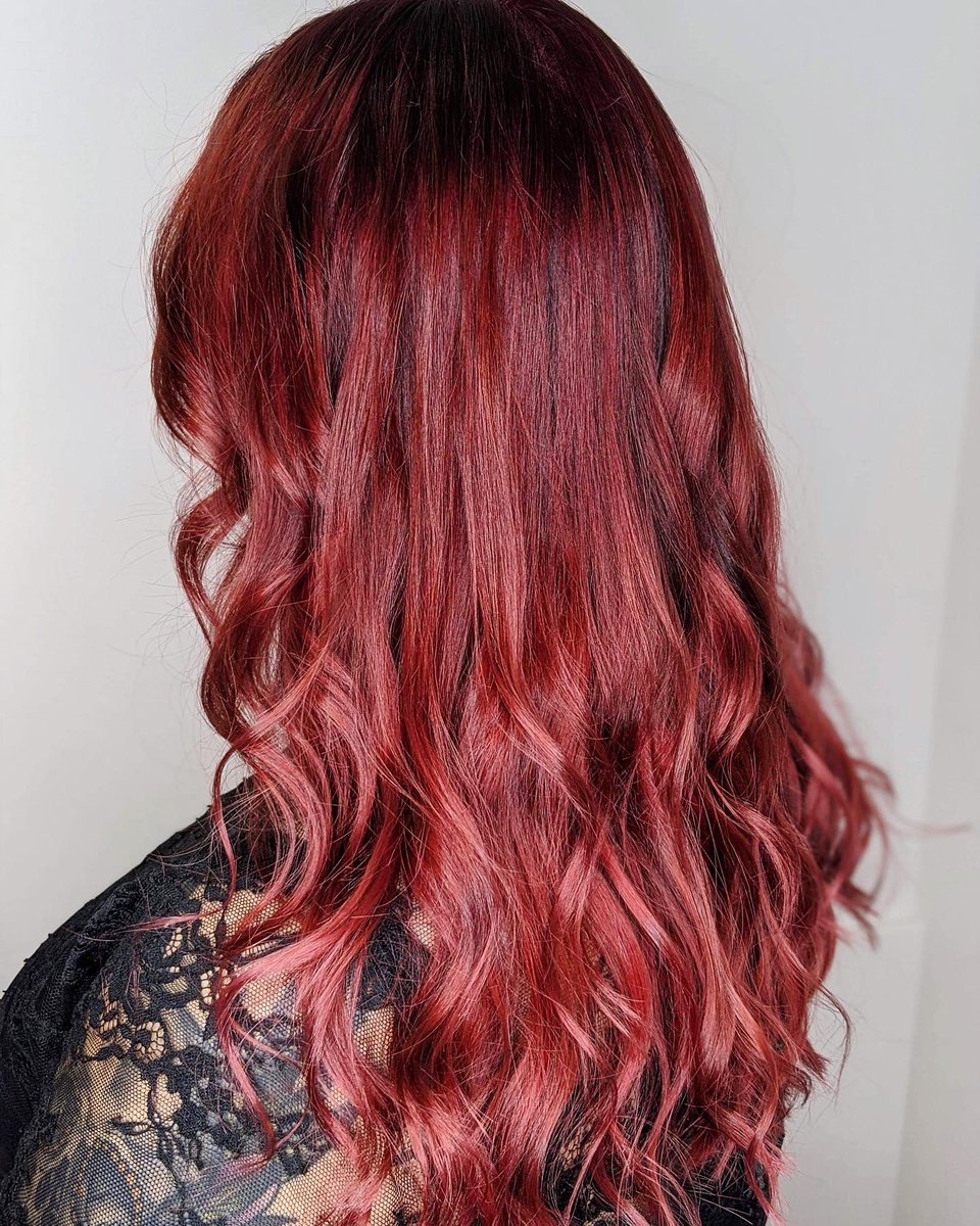 Check Out Karissa's Hair!

Rouge Refresh..... ♥️👌🏼

Color, Cut & Style by Dara 

#lovekm #colorrefresh #redhair #hair #salon #beauty #style #northvancouver #yvr #hairstyle #haircolor #mylowerlonsdale #kevinmurphy #kevinmurphycolor #longhair #curls #northvanhairsalon #redhaircolor