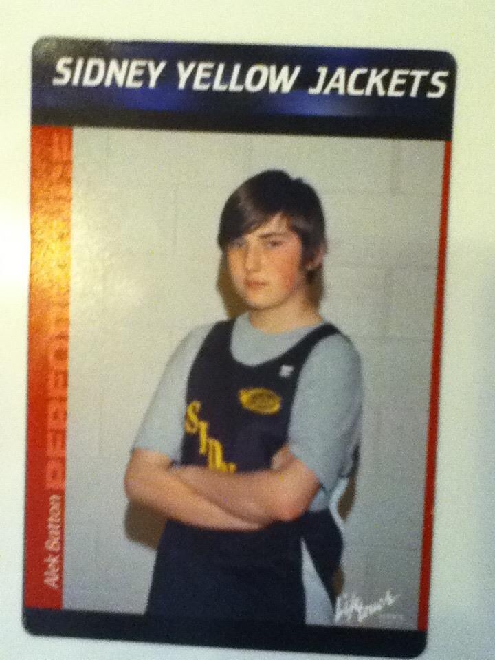 oliviadaking's tweet photo. @AlecBatton idk if this pic is from 2010 but idc bc ily and miss you 😘 https://t.co/sgm2qwpfZg