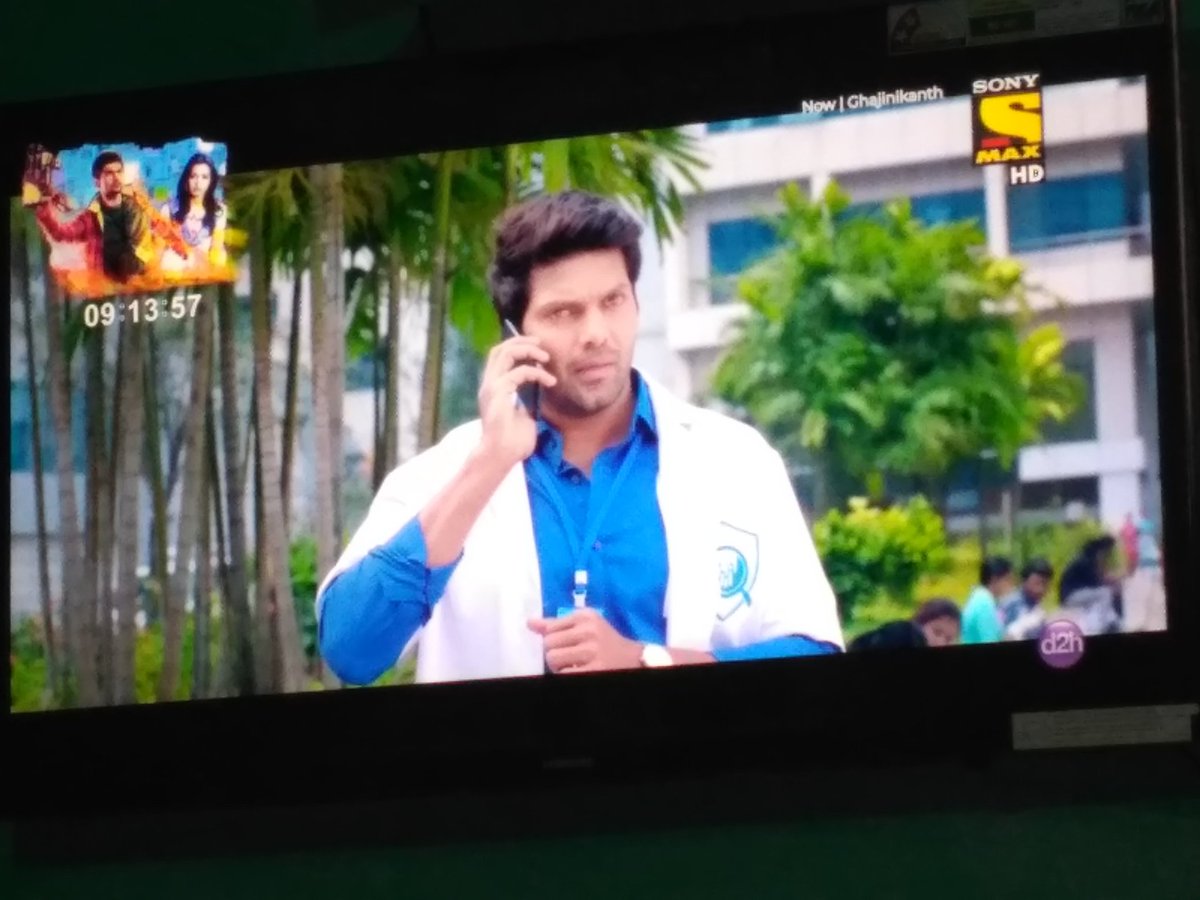 mr_perfectAvi's tweet photo. Kal 2GB Lga Ke Dekha Aaj Free Me De Raha Dekh @MUKESH_AKKIAN1 kamina 😂😂😂😂😂😂😂😂 
Tu free me dekh le @ItsKamleshKumar 
#Ghajnikanth https://t.co/rRHFKCRBI1
