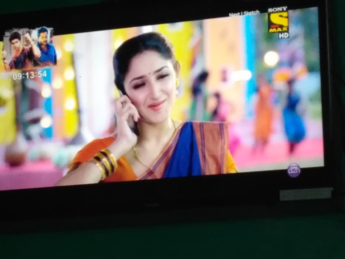 mr_perfectAvi's tweet photo. Kal 2GB Lga Ke Dekha Aaj Free Me De Raha Dekh @MUKESH_AKKIAN1 kamina 😂😂😂😂😂😂😂😂 
Tu free me dekh le @ItsKamleshKumar 
#Ghajnikanth https://t.co/rRHFKCRBI1