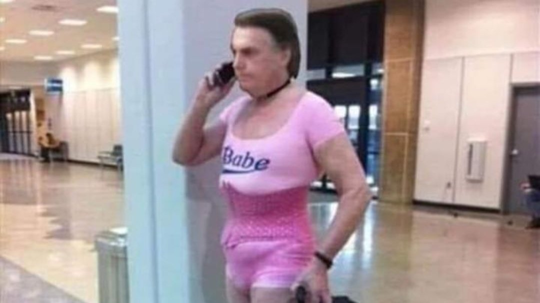 belldosdrives's tweet image. - alô trump? pois eh amiga n vai dar pra te defender dessa vez não, sem tempo pra terceira guerra mundial irmão

rt pra funcionar 😔🙏