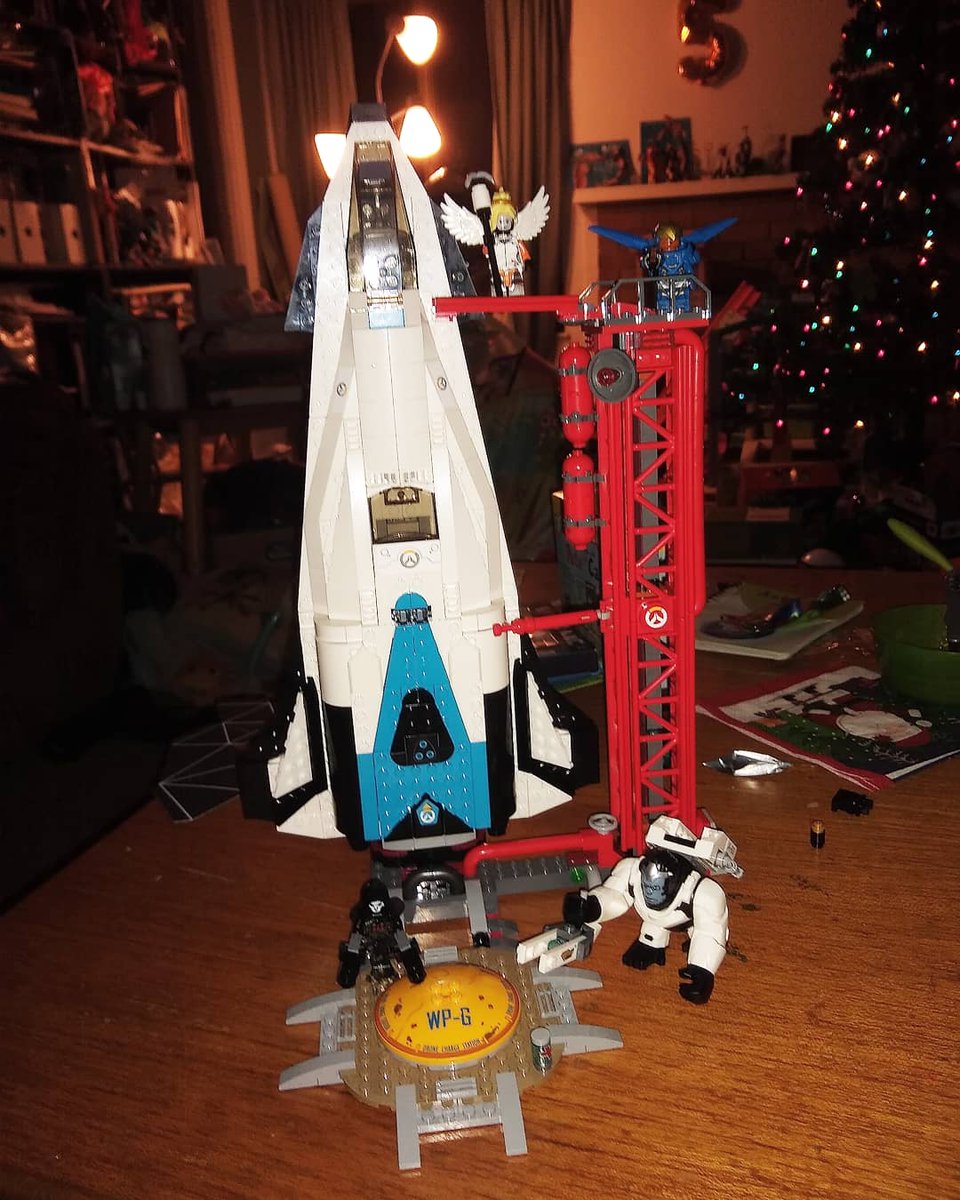 TheWeirdTeacher's tweet photo. Watchpoint Gibraltar Completed. Fun build.
#overwatch #overwatchlego #watchpointgibraltar #pharmercy #winston #reaper #legooverwatch #pharah #mercy https://t.co/peVbuPtYhR