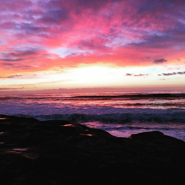 Isn’t the ocean view beautiful. .
.
.
#keepouroceansclean #keepourbeachesclean #saveouroceans #saveourocean #appreciatenature #intellecy #beachbeauty #sunset #sunsets #oceanview #oceanconservation #oceanlover