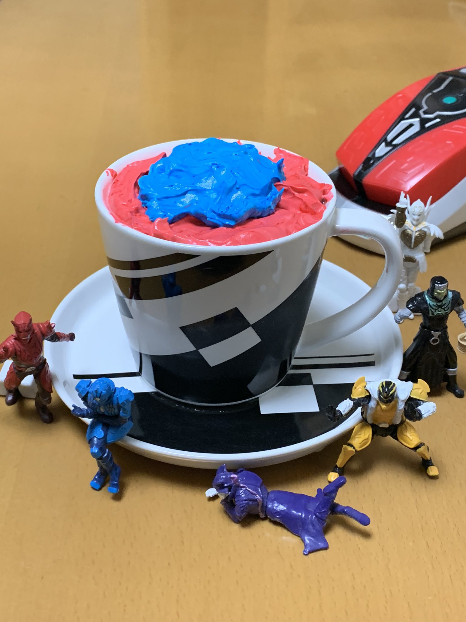 仮面ライダー　電王　マグカップ＆ソーサーセット 皿 仮面ライダー電王 モモ 仮面ライダー電王 マグカップ＆ソーサーセットの通販 by まりこ