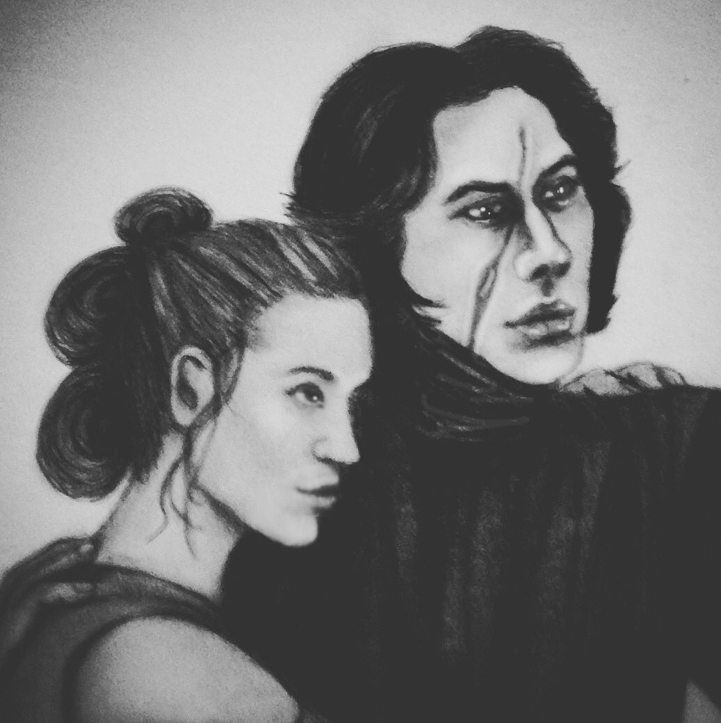 DJ_ILLIN_PAIN's tweet photo. They in luuuuv 🥰 #reylo #canon #myart #from2016 https://t.co/Ggwy4SqBKq