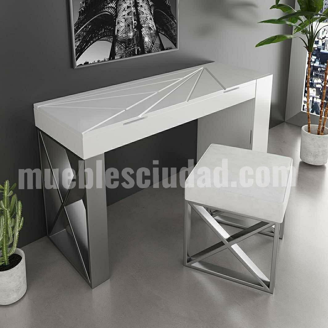 muebles_ciudad's tweet photo. Empezamos el año 2020 lleno de novedades, ilusiones y nuevos proyectos. Os presentamos nuestra nueva colección de #tocadores NEW BELLA (by Franco Furniture), con nuevos colores, medidas y #diseños.
¡TODO UN LUJO DE DETALLES PARA UN MUEBLE QUE TE ENAMORARÁ!😍
Ven a #mueblesciudad https://t.co/xFMOgWhrxK