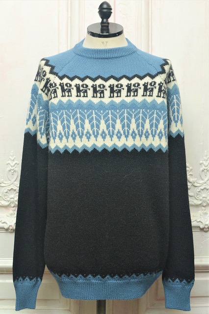 まー 嵐 衣装部 川崎大師 初詣 相葉雅紀くん 私服 ニット T Co Fnma0zt09n みんなブルゾンやコートを着てる中 なぜかニットだけの相葉ちゃん でもアルパカさんがいっぱい歩いてるノルディック柄で可愛いですね さすがオシャレな相葉ちゃん