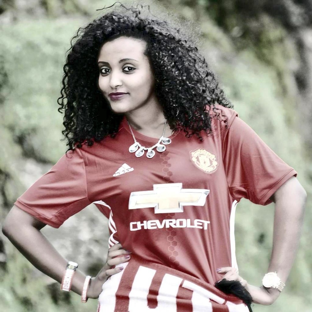 linacristiano7's tweet image. ᒪOᐯᗴ YOᑌ @ManUtd
Today, tommorrow, forever ❤❤
#winloseordraw 🔴
#MUFC