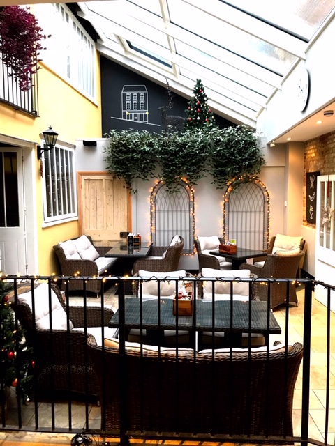 Don't let a little rain put you off a relaxed coffee &amp; cake on the patio or a lounging courtyard lunch - we have your outside covered... Between 12pm &amp; 2pm - lunch at The Green Room #coffeeandcake #sandwiches #lunch #workinglunch #greenroom #northhillhotel #colchester #essex