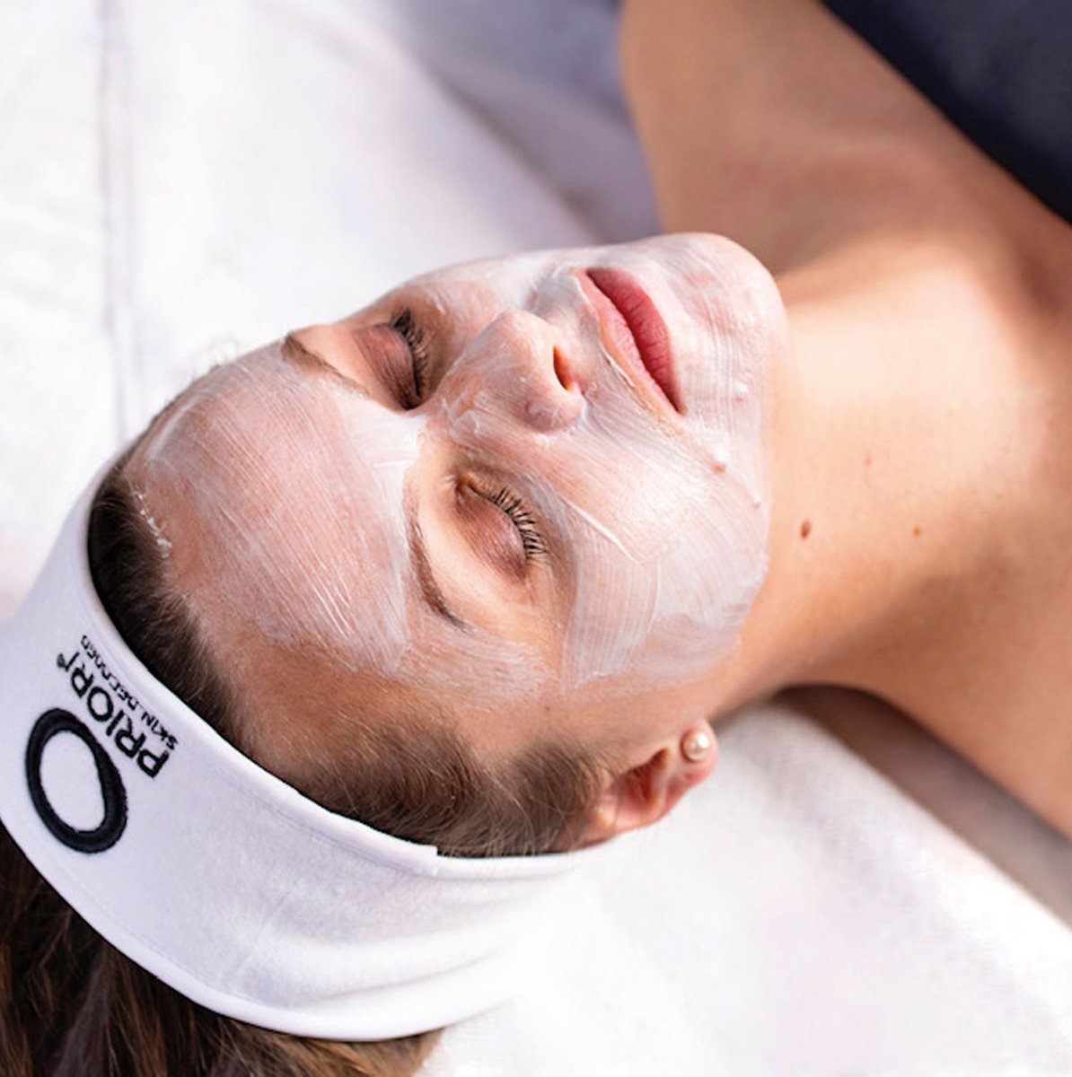 PRIORI Skincare​ #peels are great this time of year for reducing pigmentation, acne, fine lines and wrinkles. Gently breaking down dead skin cells to give a #radiant glow. Why not book in with one of our #skincare experts and see the visible results? ow.ly/N1IB50xJPQD