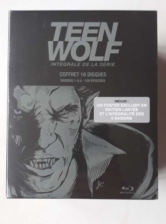 Philippe_2014's tweet photo. Reçu Teen Wolf (Intégrale de la série) en Blu-ray #Philippe #Bluray #MTV #MTVFr #TeenWolf #TeenWolfFr #TylerHoechlin #ShelleyHennig #LindenAshby #MelissaPonzio #CrystalReed #ArdenCho #TylerPosey #ScottMcCall #Stiles #Stilinski #LesAccrosauxSeries @MGMHD @MTVteenwolf @MGM_Studios https://t.co/EG61rLZnNQ