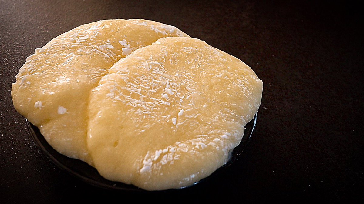 だれウマ 料理研究家 On Twitter 詳しい作り方はyoutubeからご覧ください レンジで超簡単に そしてほっぺが落ちるくらい美味しいので是非 悪魔の組み合わせ レンジで超簡単 バターチーズ餅が死ぬほど旨い Https T Co 9snw26hk2y