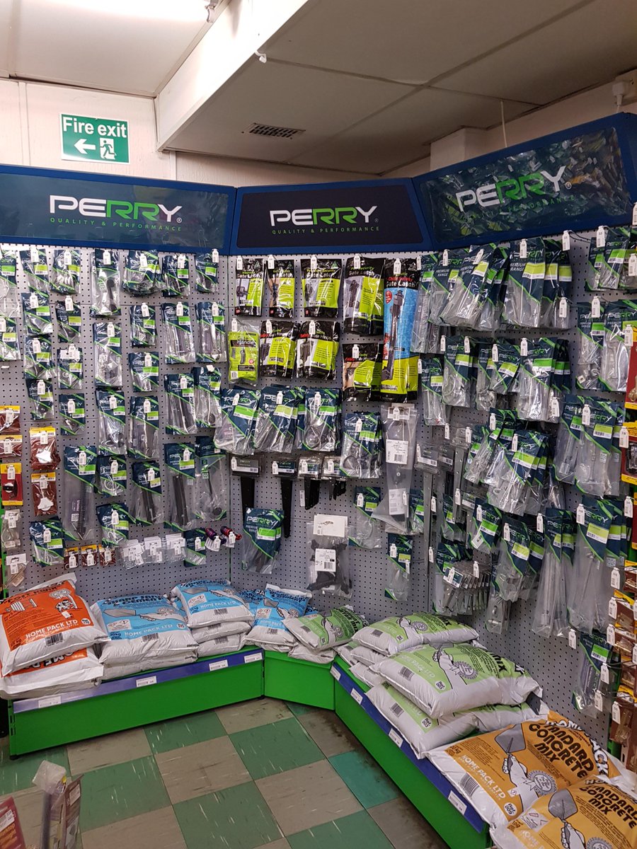 We stock a large range of <a href="/APerryLtd/">A Perry</a> products including this corner stand display in our #Beccles store holding Gate Hardware: Hinges, Latches, Handles etc
.
#gates #gardengate #wroughtirongate #wroughtiron #woodwork #garden #designinspo #exteriordesign #gardenjoinery #gardening