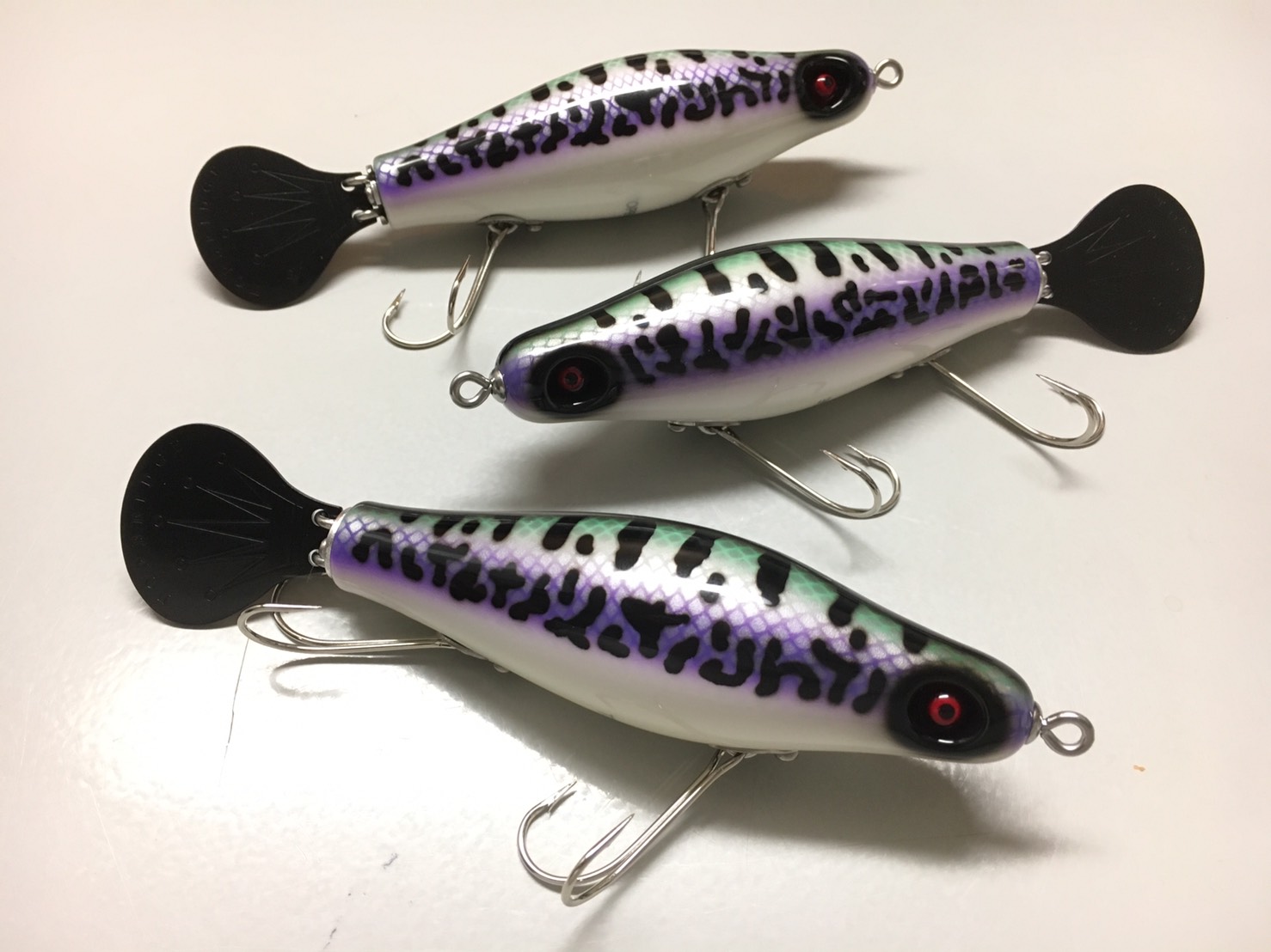 ナカセ The Nakase Tv 新春ルアープレゼント企画 The Nakase Tv オリカラ トップブリッジ フラットアラパイマ タイガービアー アラパイマjr トーマン 各一名 応募方法 アカウントをフォロー この投稿をリツイート 締切 1月13