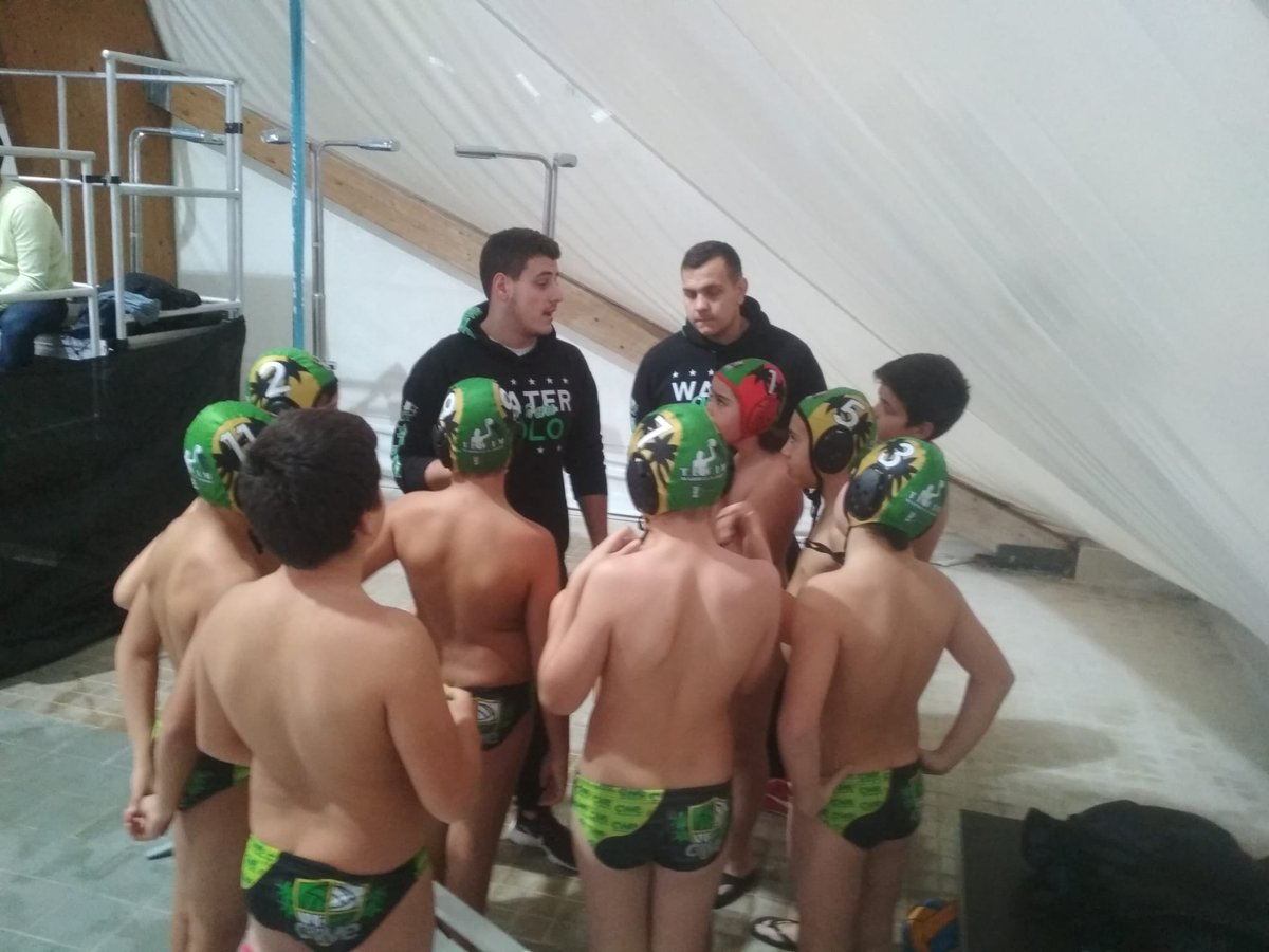 waterpoloelche's tweet photo. #Tewam #Marbella
#Alevin
@waterpoloelche 4-5 @cncatalunya
#waterpolo #CWE #CWElx #Elche #Elx https://t.co/iox4Iwt4FM